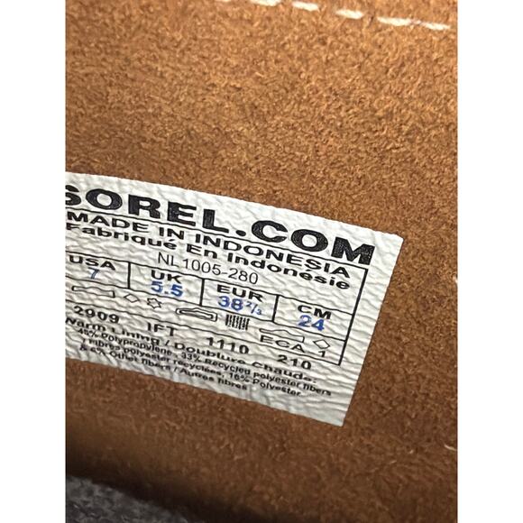 SOREL Women's Caribou Waterproof Insulated Winter Boots - Picture 9 of 11